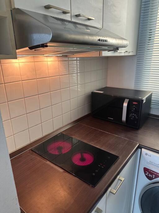בנגקוק Delightful Condo In Central Location At Sukhumvit 49 מראה חיצוני תמונה