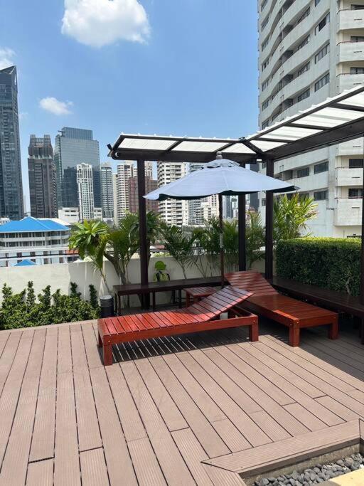 בנגקוק Delightful Condo In Central Location At Sukhumvit 49 מראה חיצוני תמונה