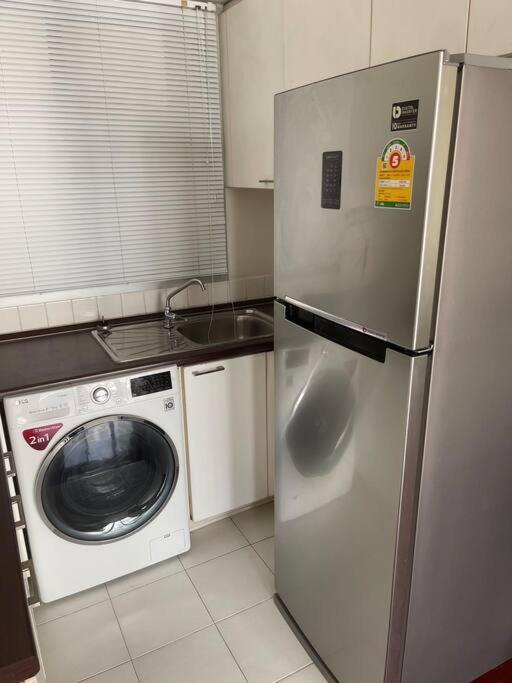 בנגקוק Delightful Condo In Central Location At Sukhumvit 49 מראה חיצוני תמונה